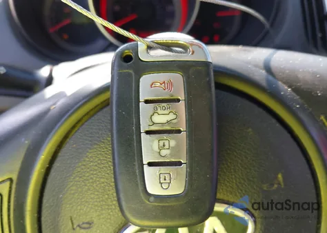 2011 Kia Forte Ex z USA, uszkodzony, nr VIN KNAFU5A26B5377530